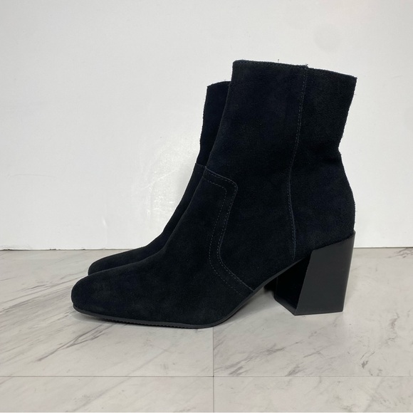 Blondo Sadie Black Suede Bootie 8 1/2 M - Picture 14 of 14